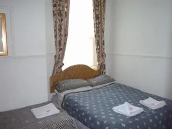 The Elmora Bed & Breakfast Blackpool